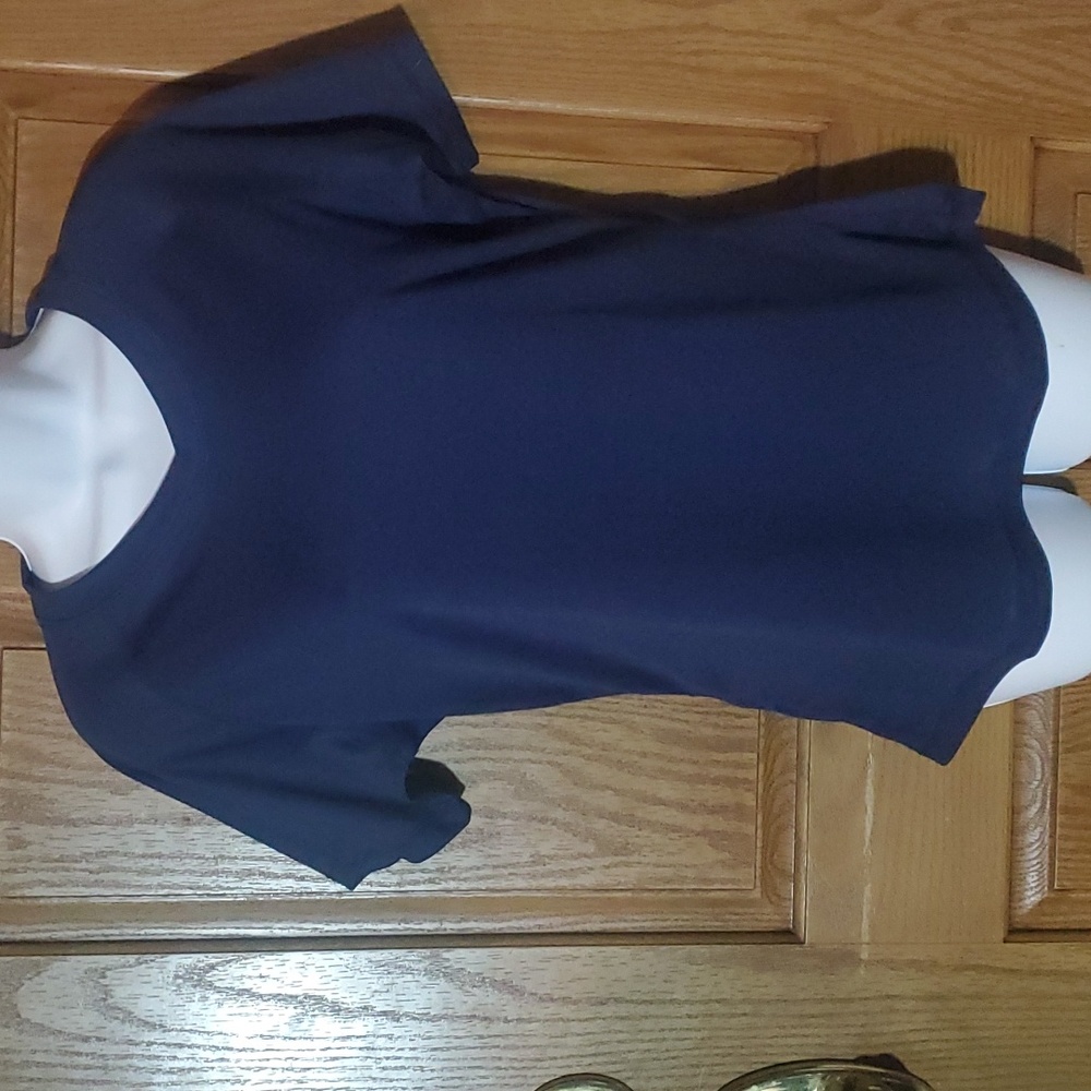 Fashion World Slightly Ruched Short Sleeve UPF 50+ Shirt